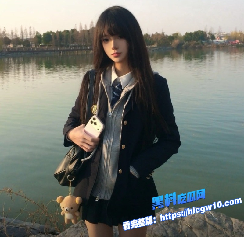 甜美可爱女学生约炮车震内射全过程撩裙露出白嫩大腿2 甜美可爱女学生约炮车震内射全过程撩裙露出白嫩大腿2