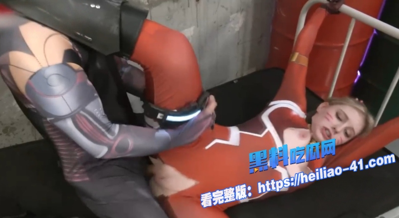 欧美女神MelodyMarks监禁力作紧身胶衣被暴力撕裂大屌狂暴猛插粉嫩白虎骚逼9