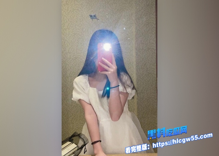 浙江绍兴舞蹈生 蒋佳姝 分手后被前男友曝光私拍 道具不停自慰蜜穴 淫叫不断淫水横流! 2WH700x500px1 浙江绍兴舞蹈生 蒋佳姝 分手后被前男友曝光私拍 道具不停自慰蜜穴 淫叫不断淫水横流! 2WH700x500px1