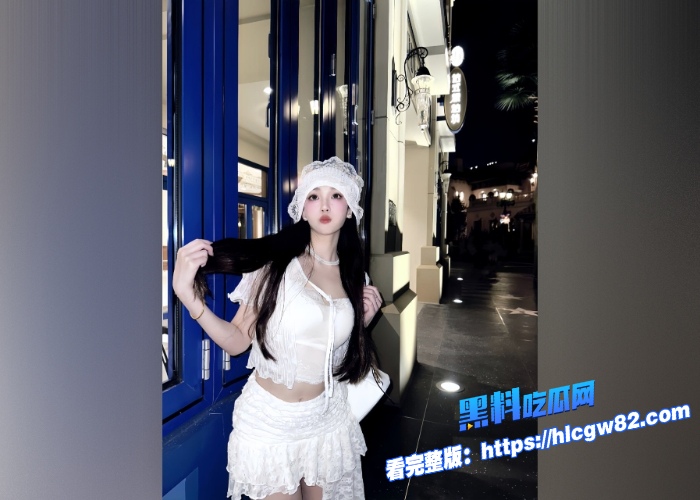 万人求的抖音超高颜值网红aying线下约炮金主性爱视频完整版曝光白皙皮肤与顶级巨乳谁看谁不喜欢强烈推荐 图6 万人求的抖音超高颜值网红aying线下约炮金主性爱视频完整版曝光白皙皮肤与顶级巨乳谁看谁不喜欢强烈推荐 图6