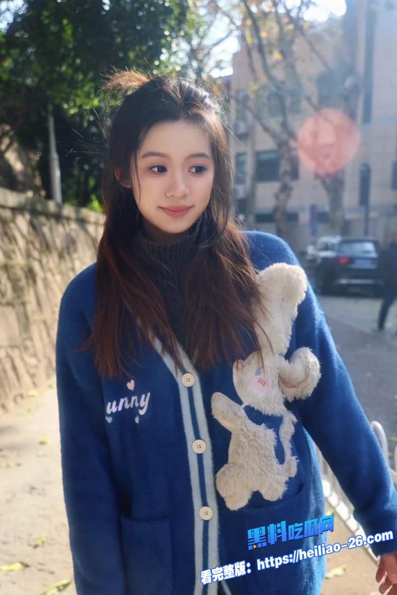 学历越高越反差上海财经大学高材生孟小磬白嫩无毛女神被渣男彻底征服1