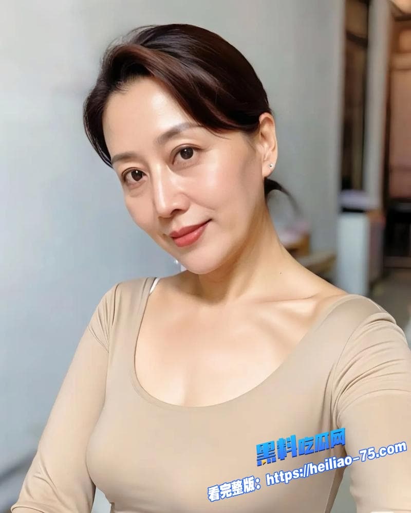 海角母子乱伦儿子用跳楼威胁老妈老妈吓坏了极不情愿给了第一次事后还被发现偷拍直接气炸了2 海角母子乱伦儿子用跳楼威胁老妈老妈吓坏了极不情愿给了第一次事后还被发现偷拍直接气炸了2
