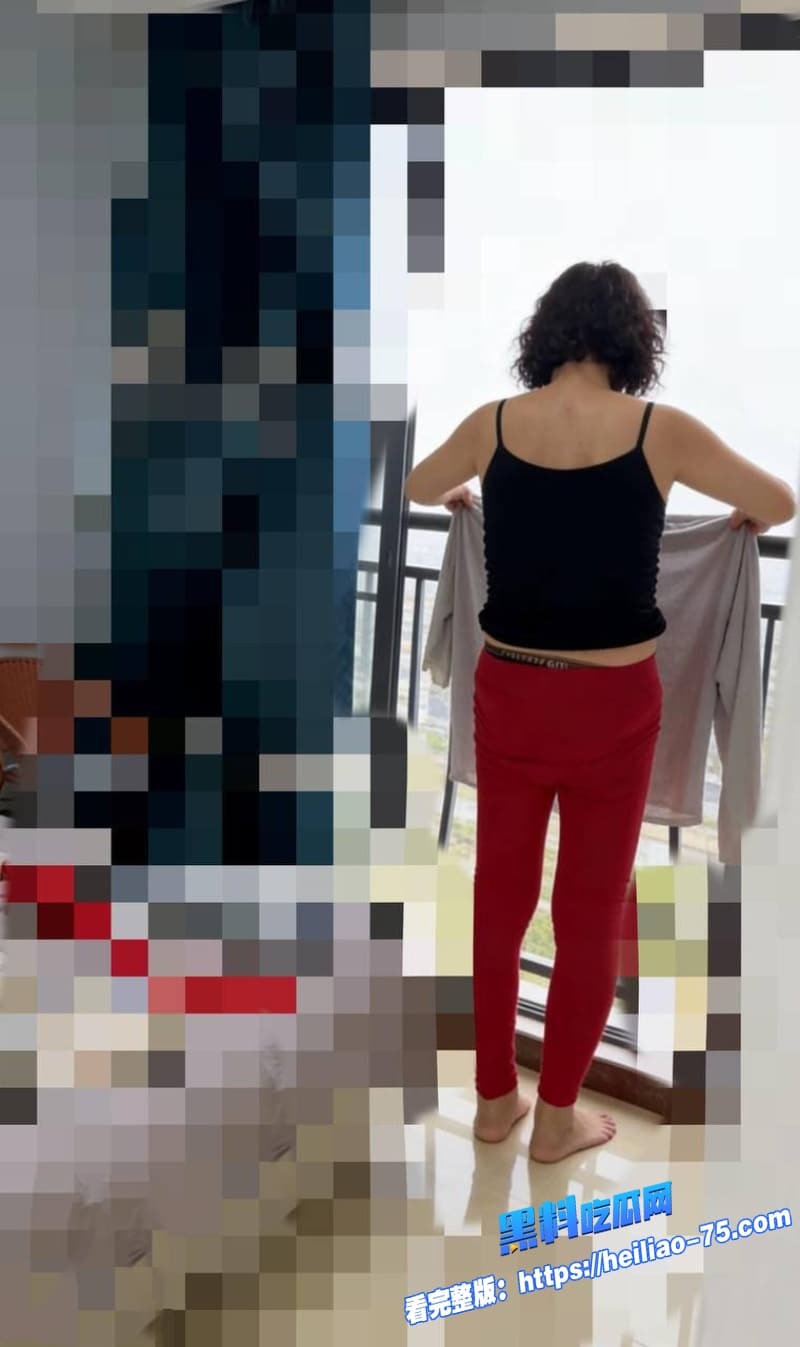 海角母子乱伦儿子用跳楼威胁老妈老妈吓坏了极不情愿给了第一次事后还被发现偷拍直接气炸了10 海角母子乱伦儿子用跳楼威胁老妈老妈吓坏了极不情愿给了第一次事后还被发现偷拍直接气炸了10