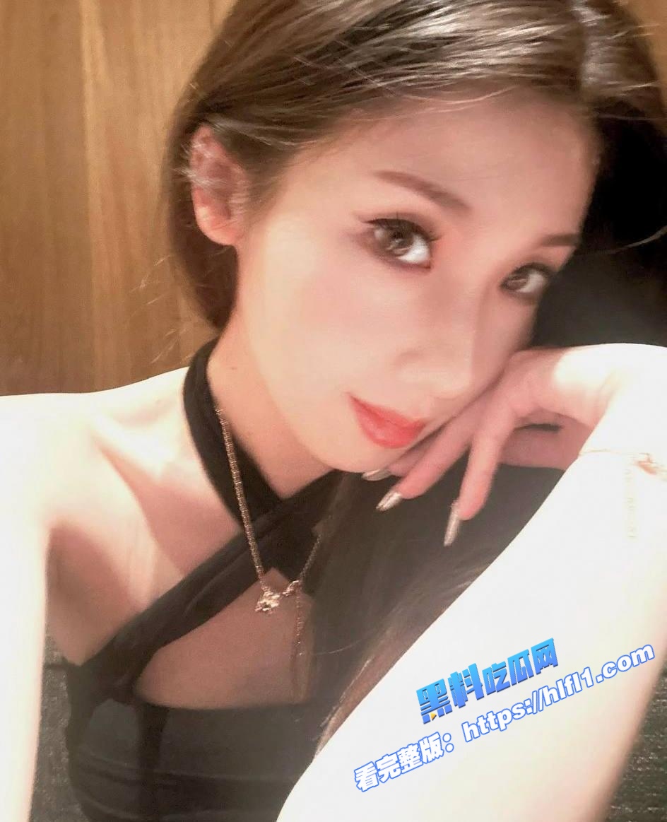 巴黎女留学生专为老外服务 用蹩脚的英语自我推荐 毫无尊严的被大洋屌后入爆操！1