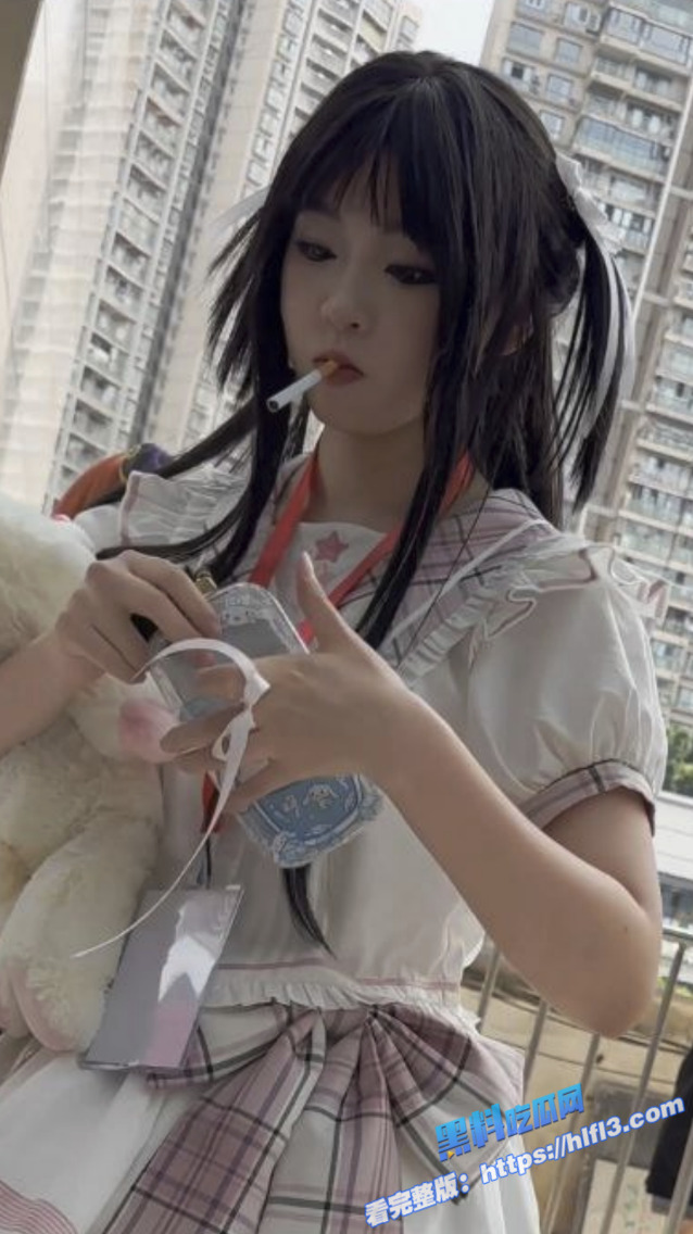 街头抄底偷拍！抄底大神街头偷拍白裙Jk马尾可爱学生妹 黑丝内内让鼻血直流！3