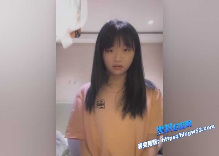 杭州反差婊王晓冉不雅视频被男友曝出清纯可爱面容露脸口交被猛干表情超淫荡 图5WH700x500px