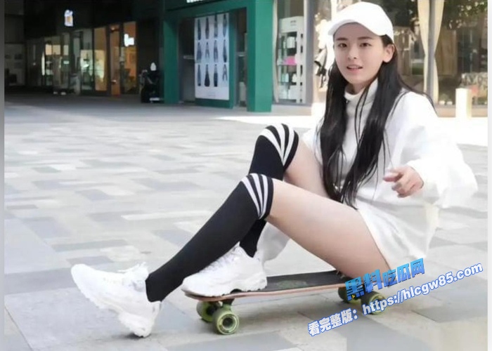 新晋顶流小花女明星杨超越早期下药性爱视频曝光! 3 新晋顶流小花女明星杨超越早期下药性爱视频曝光! 3