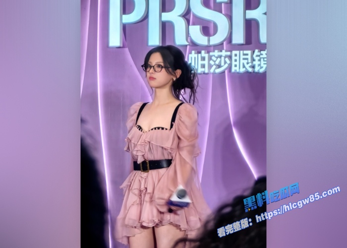 新晋顶流小花女明星杨超越早期下药性爱视频曝光! 10 新晋顶流小花女明星杨超越早期下药性爱视频曝光! 10