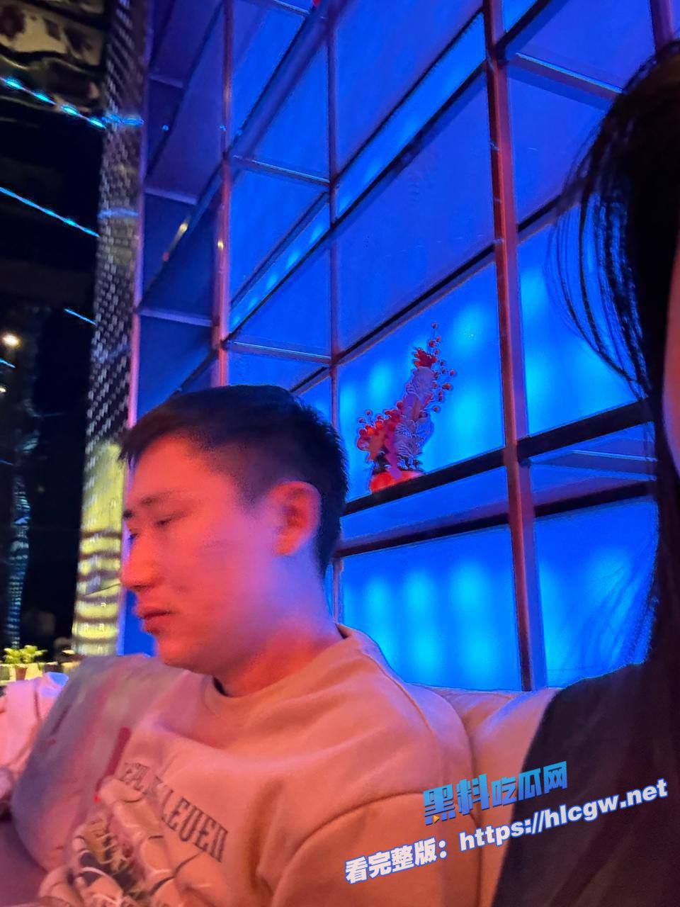 曝光KTV强奸老挝女孩