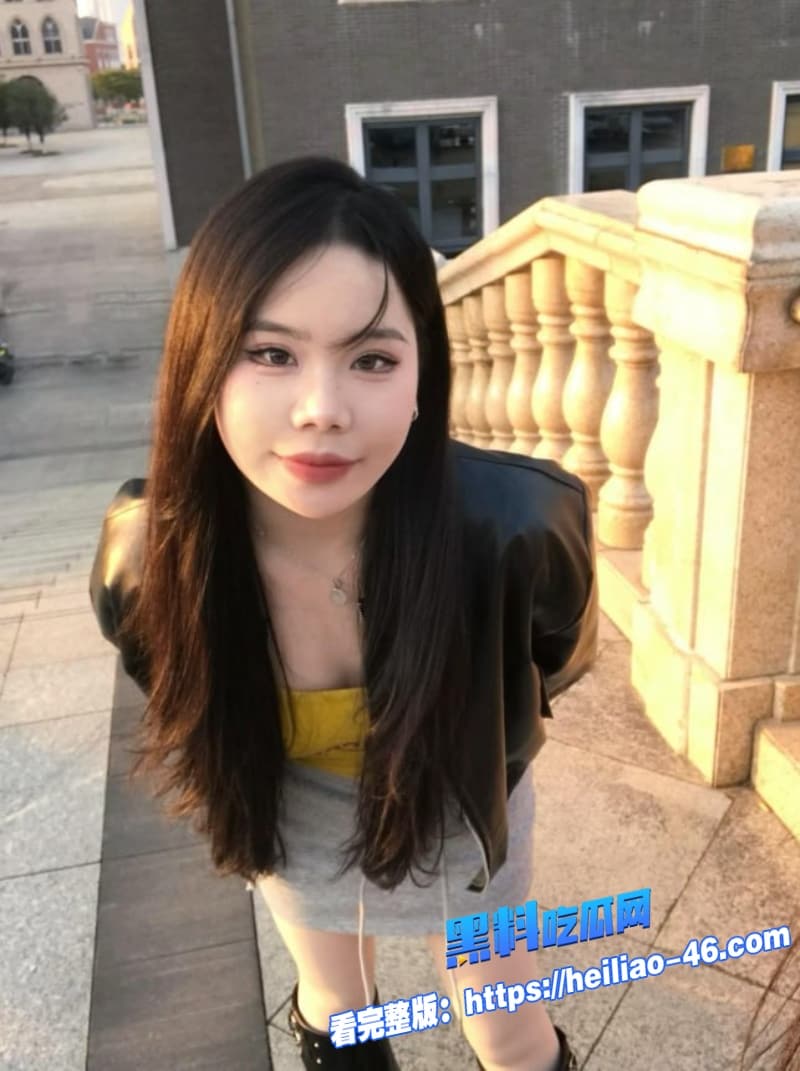真实家庭乱伦老婆回娘家了趁机拿下极品小姨子主动跪地深喉口交趴在洗手台上被爆操 9 真实家庭乱伦老婆回娘家了趁机拿下极品小姨子主动跪地深喉口交趴在洗手台上被爆操 9