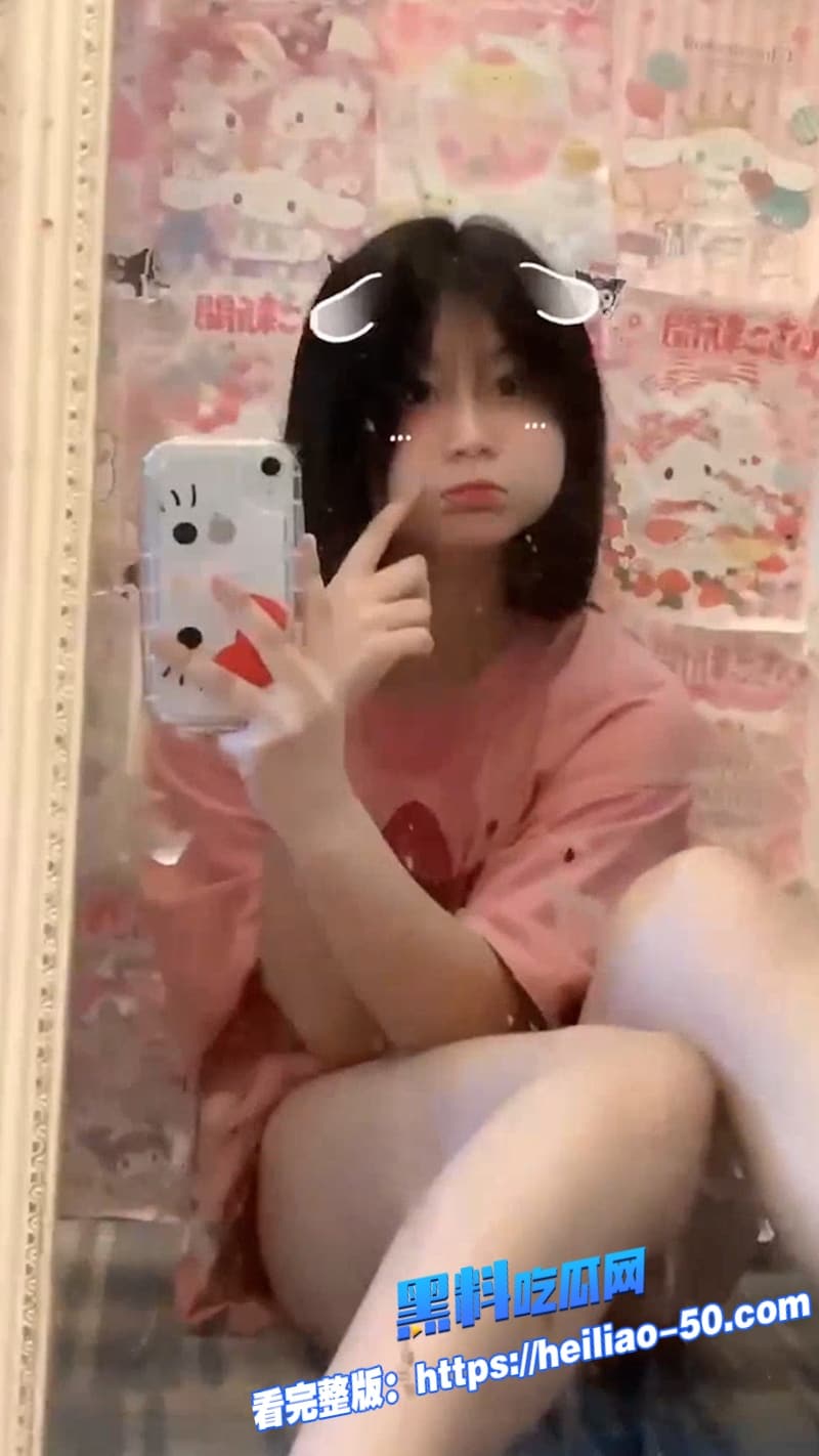 推特短发洛丽塔少女乌萌萌私密合集视频流出清纯反差大爆杀谁说可爱不能又嫩又骚 5