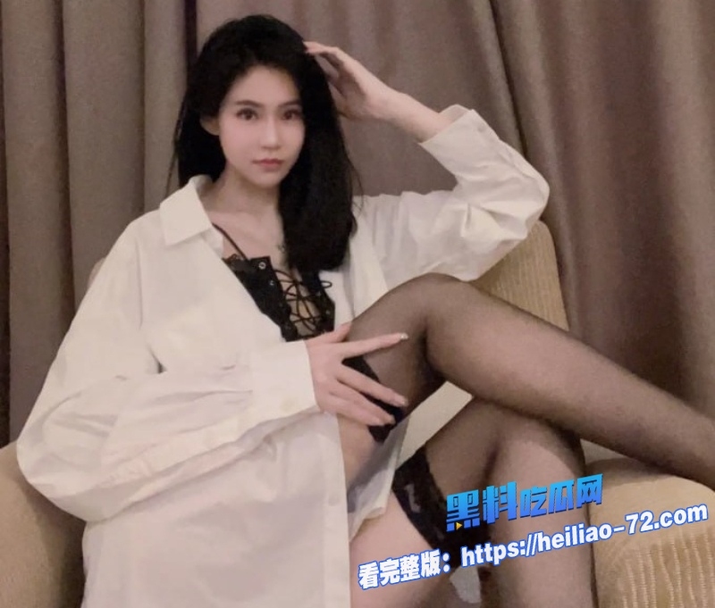 清纯颜值校花竟被前任爆出黑丝调教金主性爱视频2
