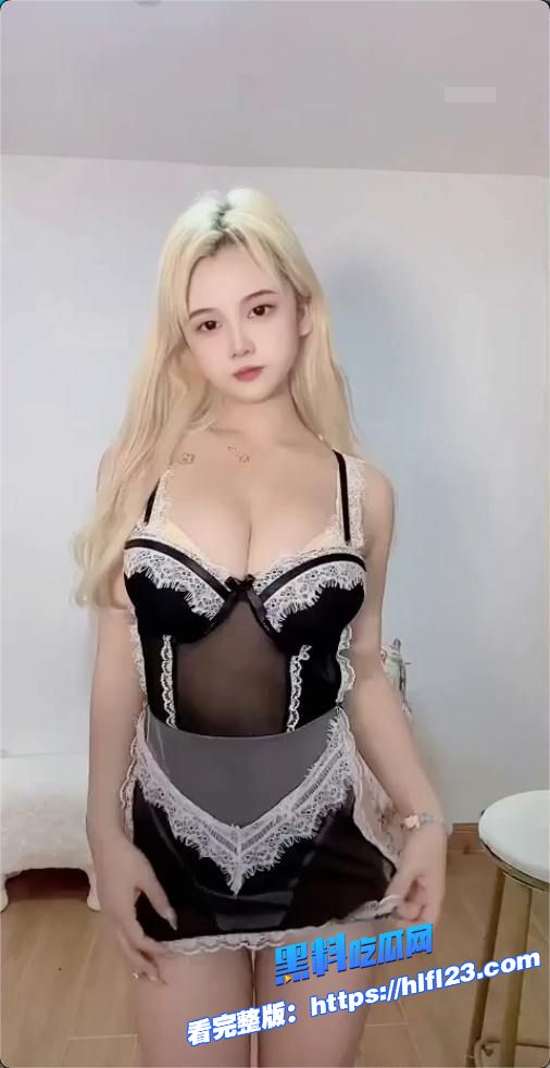 快手高颜值网红 小玲铛 在平台贩卖大量擦边情趣内衣舞蹈视频 被封杀!视频曝光 图5 快手高颜值网红 小玲铛 在平台贩卖大量擦边情趣内衣舞蹈视频 被封杀!视频曝光 图5