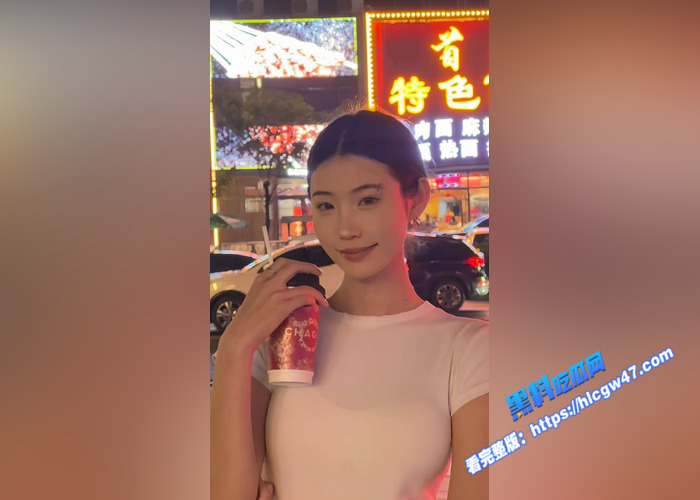 超可爱反差女大学生 私密性爱视频流出 最爱吃肉棒 顶级口活技术 穿着开档黑丝被抬腿爆操3 超可爱反差女大学生 私密性爱视频流出 最爱吃肉棒 顶级口活技术 穿着开档黑丝被抬腿爆操3