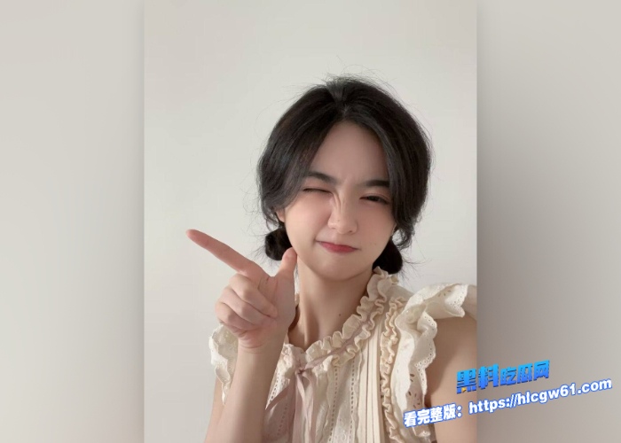 高颜值极品大学生女神被富二代玩弄到高潮痉挛淫叫不断妹子简直就是淫荡小母狗 图1 高颜值极品大学生女神被富二代玩弄到高潮痉挛淫叫不断妹子简直就是淫荡小母狗 图1