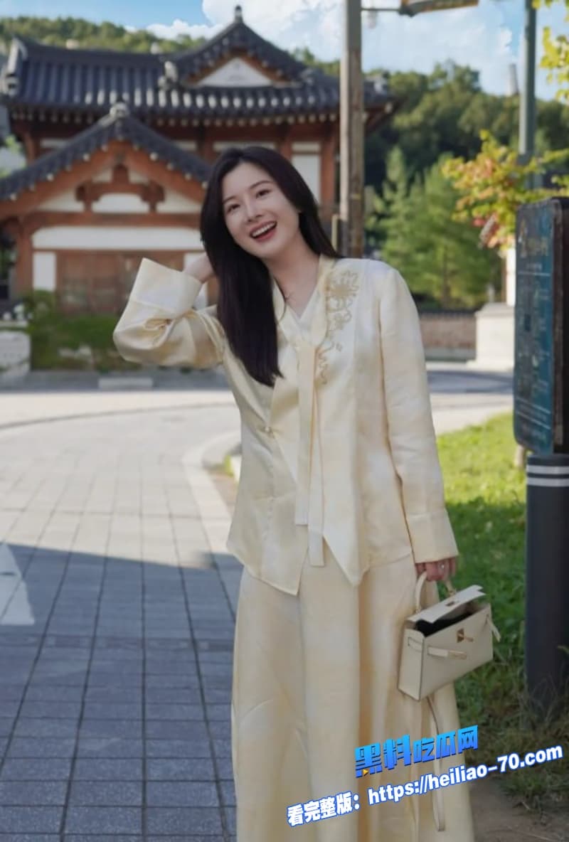 海角乱伦姐弟制服诱惑蓝衣女警姐姐被亲弟内射大长腿小穴狂操中出高潮5