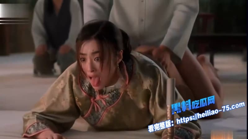 AI魔改电影九品芝麻官古装美女张敏跪地狂舔巨屌白虎嫩穴被疯狂抽插画面清晰又诱惑12 AI魔改电影九品芝麻官古装美女张敏跪地狂舔巨屌白虎嫩穴被疯狂抽插画面清晰又诱惑12