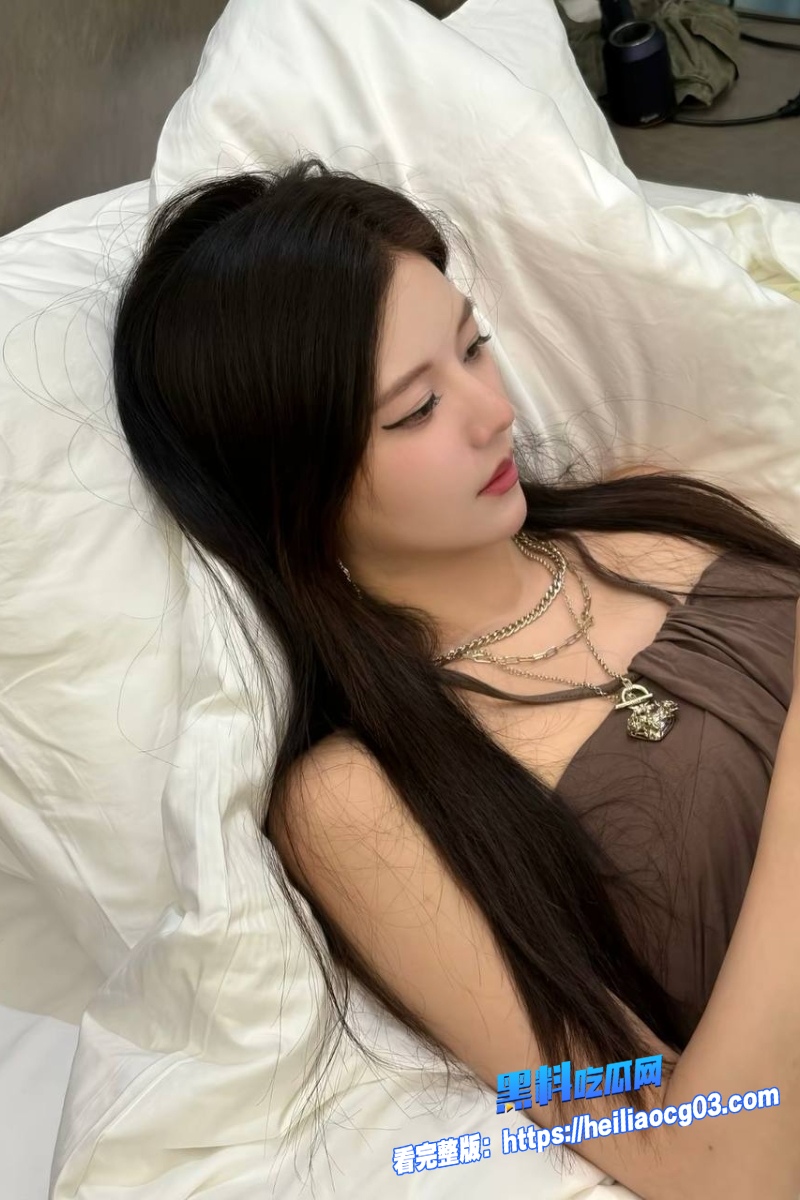 女海王短剧演员李家圆子7