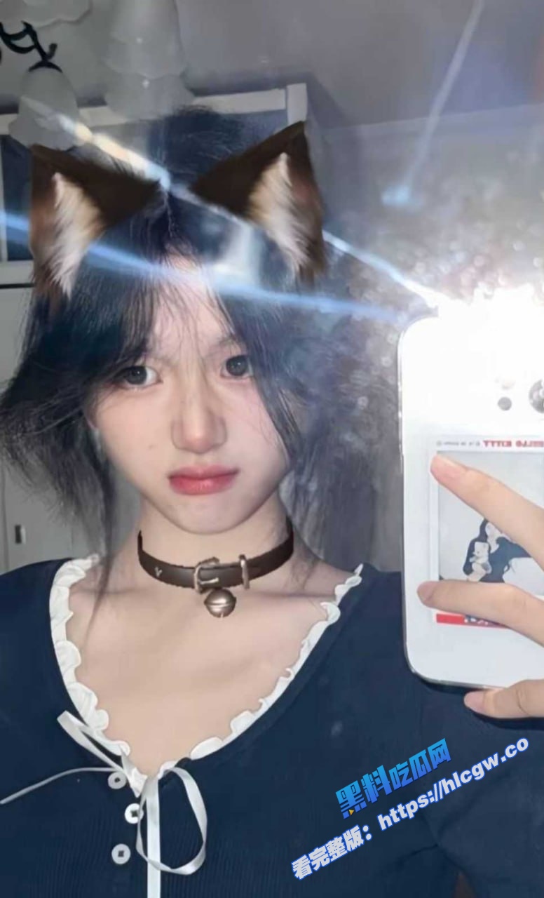 上海反差女大学生 张瑜璇 给男友发洗澡自慰视频 爆炸身材美乳嫩穴！1