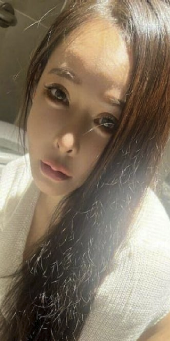 onlyfans巨乳御姐女神 翁雨澄 极品身材母狗  激情调教口交深喉 自慰小穴诱人至极！1