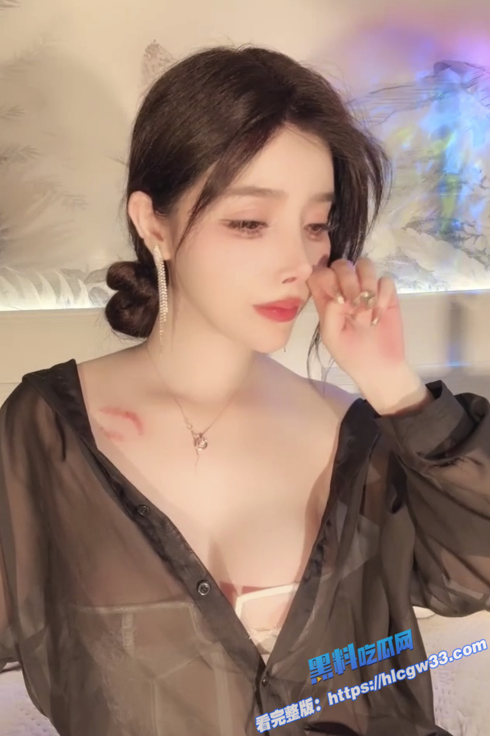 高颜值眼镜御姐 白熙 直播秀诱人红唇粉嫩酥胸 情趣内衣黑丝美腿 道具自慰高潮喷水2