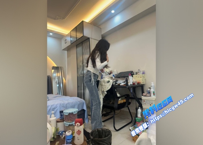 云盘泄密花臂男与小女友自拍泄密跪地口嗦肉棒小穴被疯狂玩弄年轻的肉体果然令人心驰神往 图3WH700x500px 云盘泄密花臂男与小女友自拍泄密跪地口嗦肉棒小穴被疯狂玩弄年轻的肉体果然令人心驰神往 图3WH700x500px