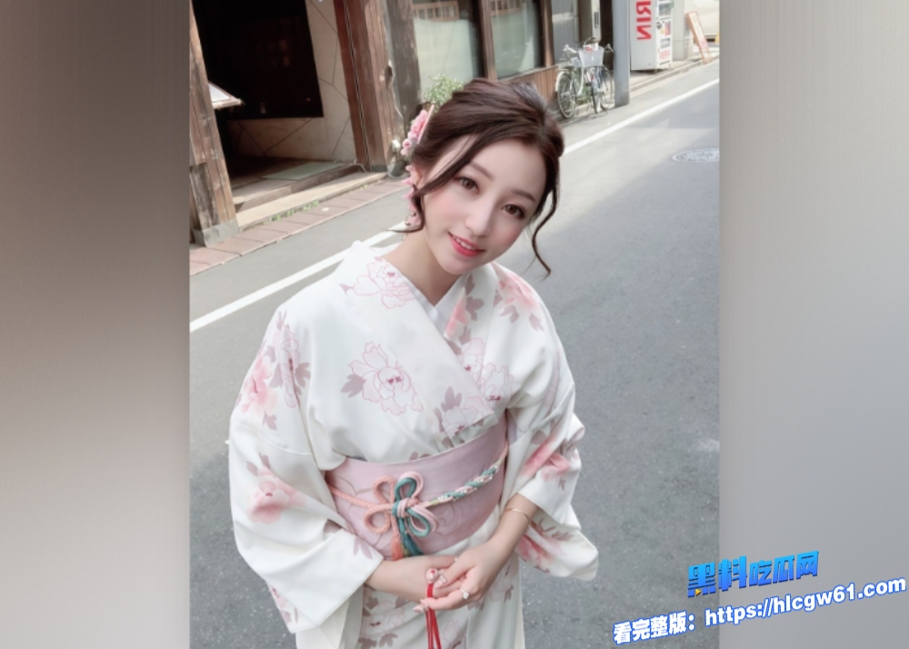 经贸学院高冷女神李雪雅定制私拍泄露D杯大奶软嫩Q弹翘臀高抬迎接后入爆操火辣至极 1