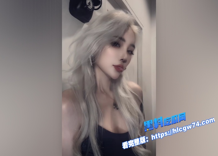 抖音26万粉颜值网红梦楠早期一对一金主裸聊私拍曝光前龙珠平台人气女主播各种发骚上演极致诱惑乳晕好性感 图6 抖音26万粉颜值网红梦楠早期一对一金主裸聊私拍曝光前龙珠平台人气女主播各种发骚上演极致诱惑乳晕好性感 图6