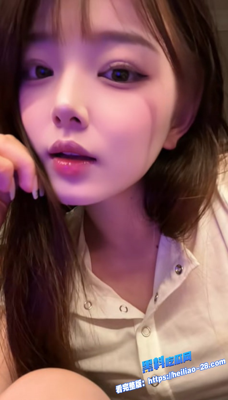 玩物直播女王阿月教训放鸽子的闺蜜直接把她绑起来各种玩弄惩罚4