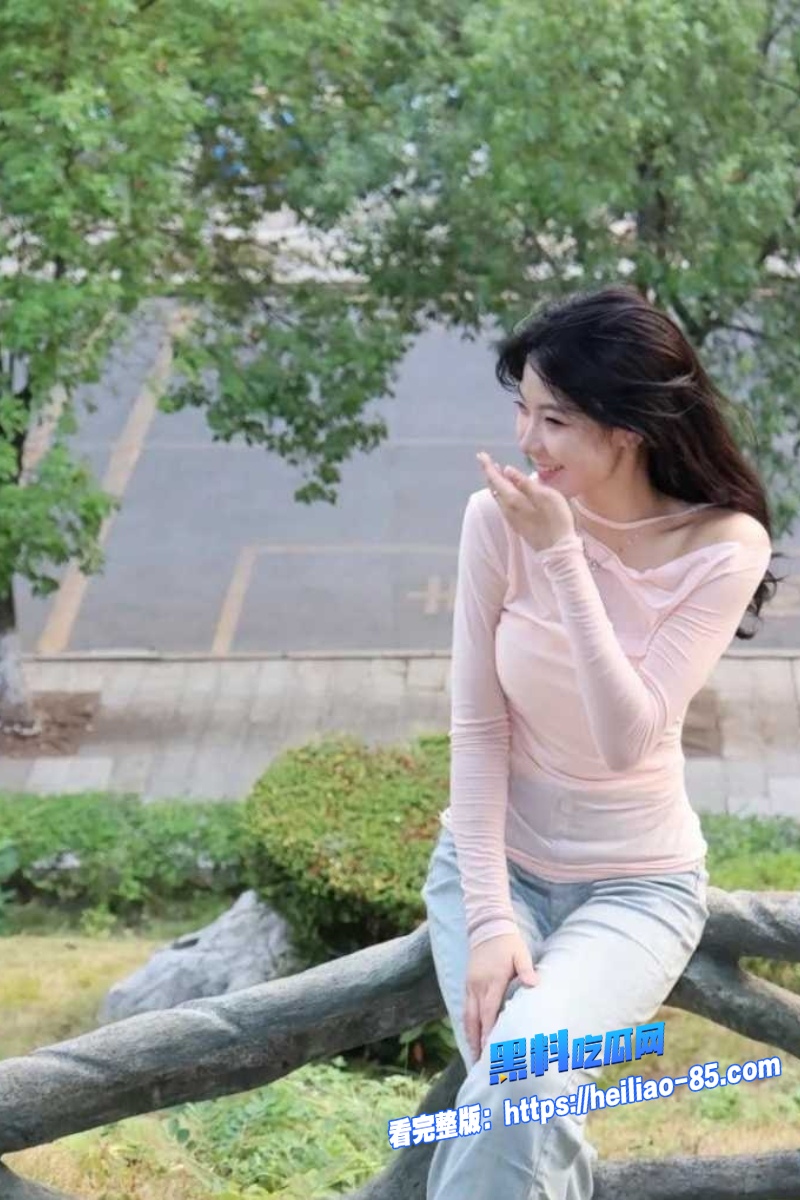 温文尔雅女神姐姐 蔡思林 分手后惨遭前男友曝光不雅视频 无套中出爆操到高潮腿软！10