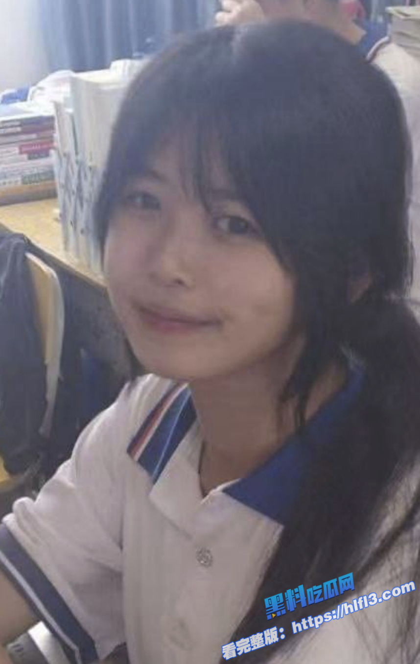 极品高中生嫩妹 双马尾小萝莉 蜂腰嫩穴骚母狗 对着镜子自拍自慰视频！1
