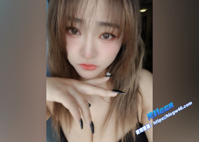 探探约炮约到郑州二七附近巨乳骚母狗喜欢被记录性爱时刻各种黑丝渔网袜被后入爆操 图1WH700x500px