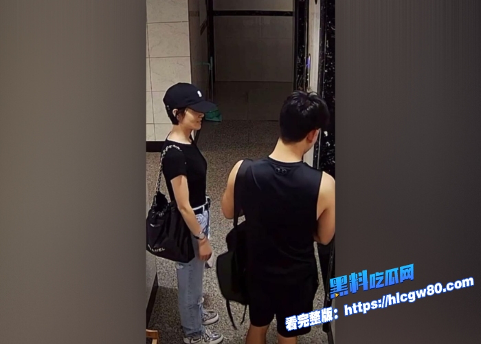 抖音健身网红珊姐EVAN被爆出轨丈夫为了孩子选择隐忍不发声但最终出轨视频还是被曝光导致抖音作品目前全下架粉丝直呼反差婊炸裂8 抖音健身网红珊姐EVAN被爆出轨丈夫为了孩子选择隐忍不发声但最终出轨视频还是被曝光导致抖音作品目前全下架粉丝直呼反差婊炸裂8
