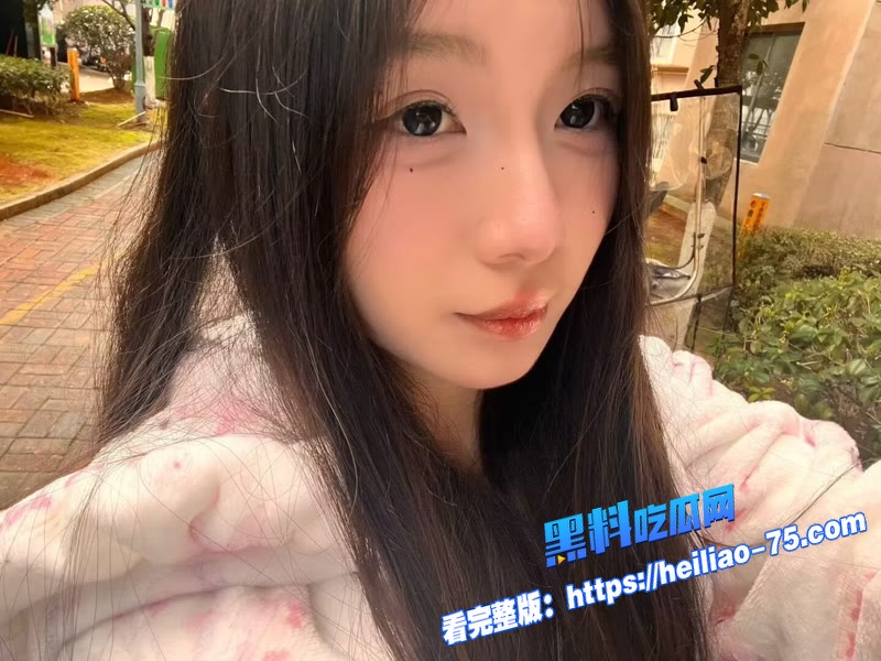 极品一线天女大学生被金主无套狂干10 极品一线天女大学生被金主无套狂干10