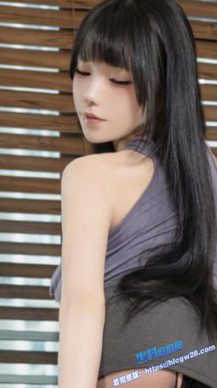 B站福利姬美女 Yiko湿润兔 咬一口兔娘 极品巨乳 最新福利流出 真空凸点湿身诱惑！2