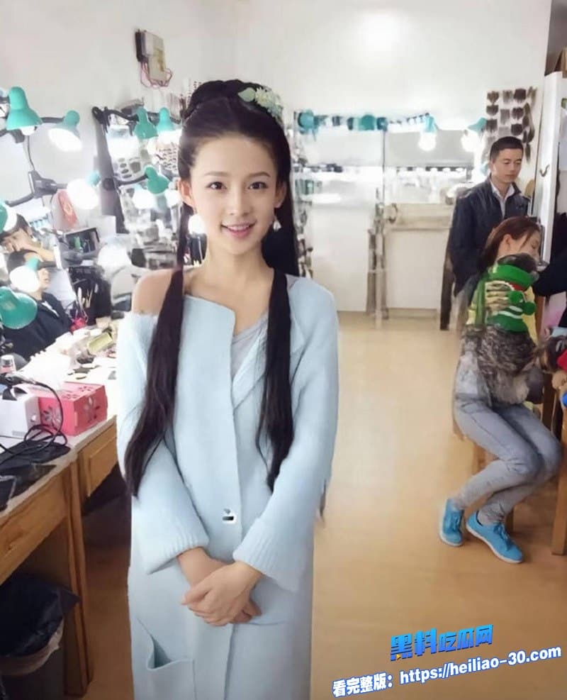 知名演员李沁被爆私生活混乱陪睡导演与杨洋邓伦雷军等人有染 多次堕胎每睡一次10万补偿震撼全网 32