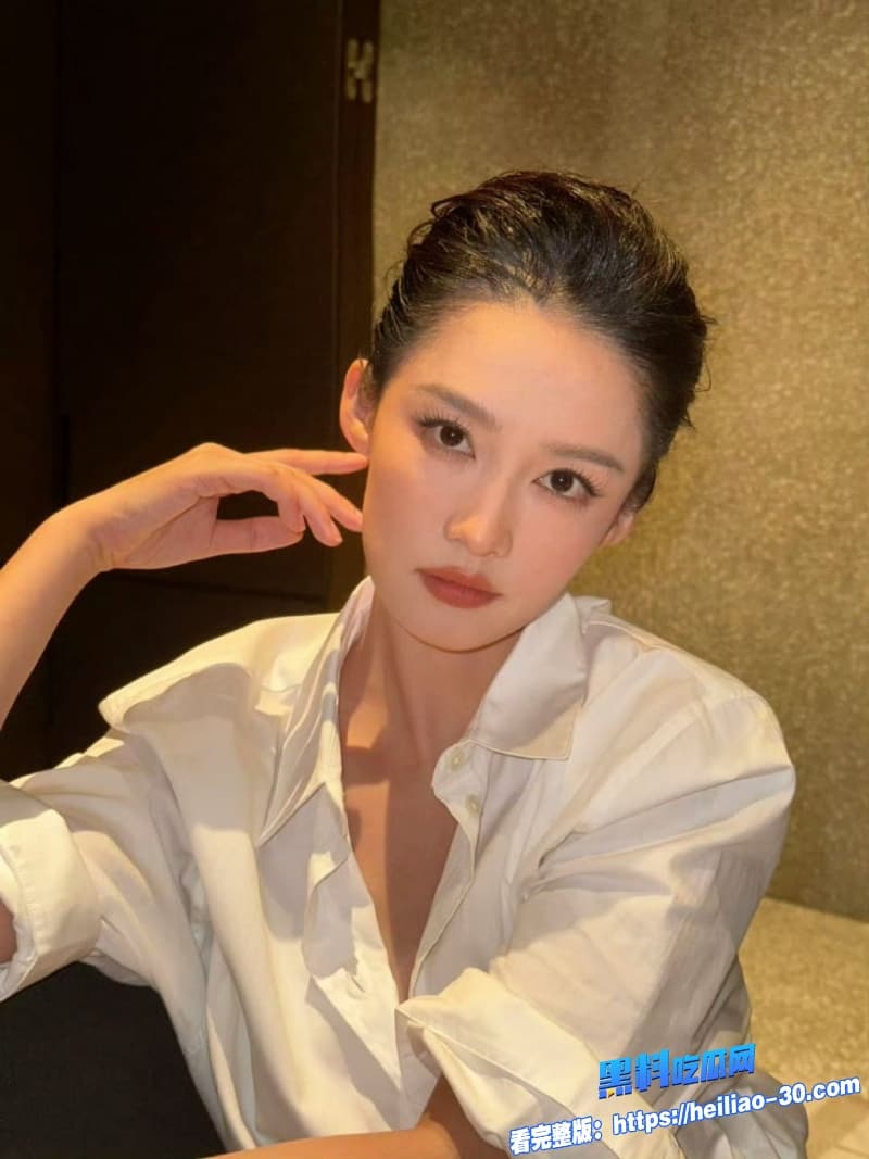 知名演员李沁被爆私生活混乱陪睡导演与杨洋邓伦雷军等人有染 多次堕胎每睡一次10万补偿震撼全网 46