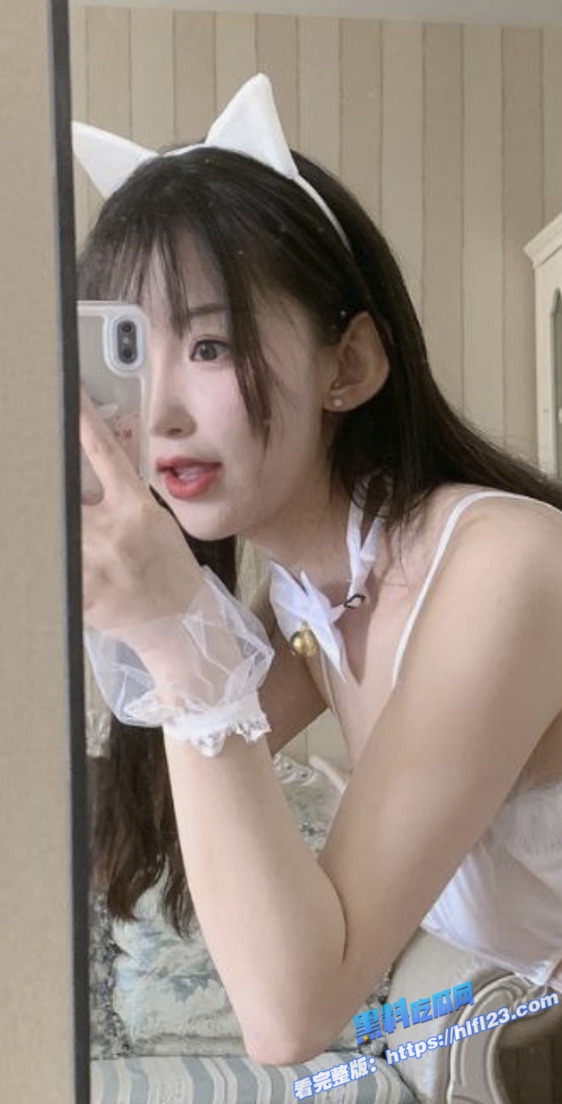 高颜值福利姬 猫小娴 最新写真福利合集 极品尤物 无毛白虎一线天 带你近距离欣赏美鲍！ 1