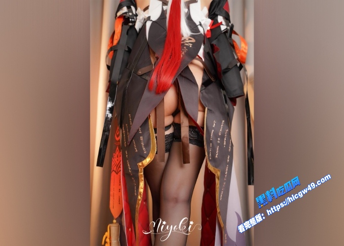 二次元极品福利姬铃木美咲cos鸣潮性感黑丝美腿玉足在线足交无毛骚穴自慰抽插十分淫荡 图28WH700x500px