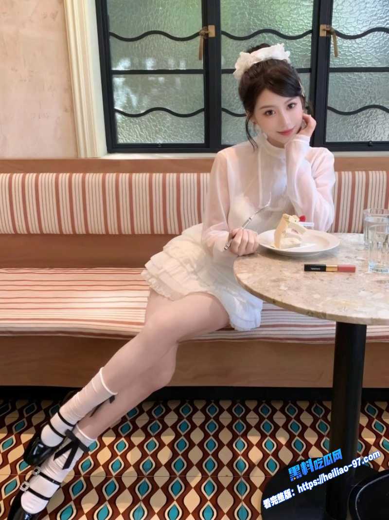 真实乱伦漂亮女儿军训归来被禽兽父亲当狗训无套猛干场面刺激又禁忌5
