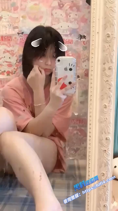 清纯童颜小萝莉 私密自拍视频泄露 熟练的自慰手法 玩弄粉嫩蜜穴！3