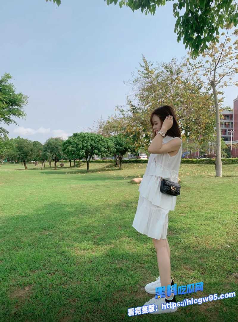 极品美艳嫂嫂网贷逾期后不知所措叫上小叔子来帮忙 4