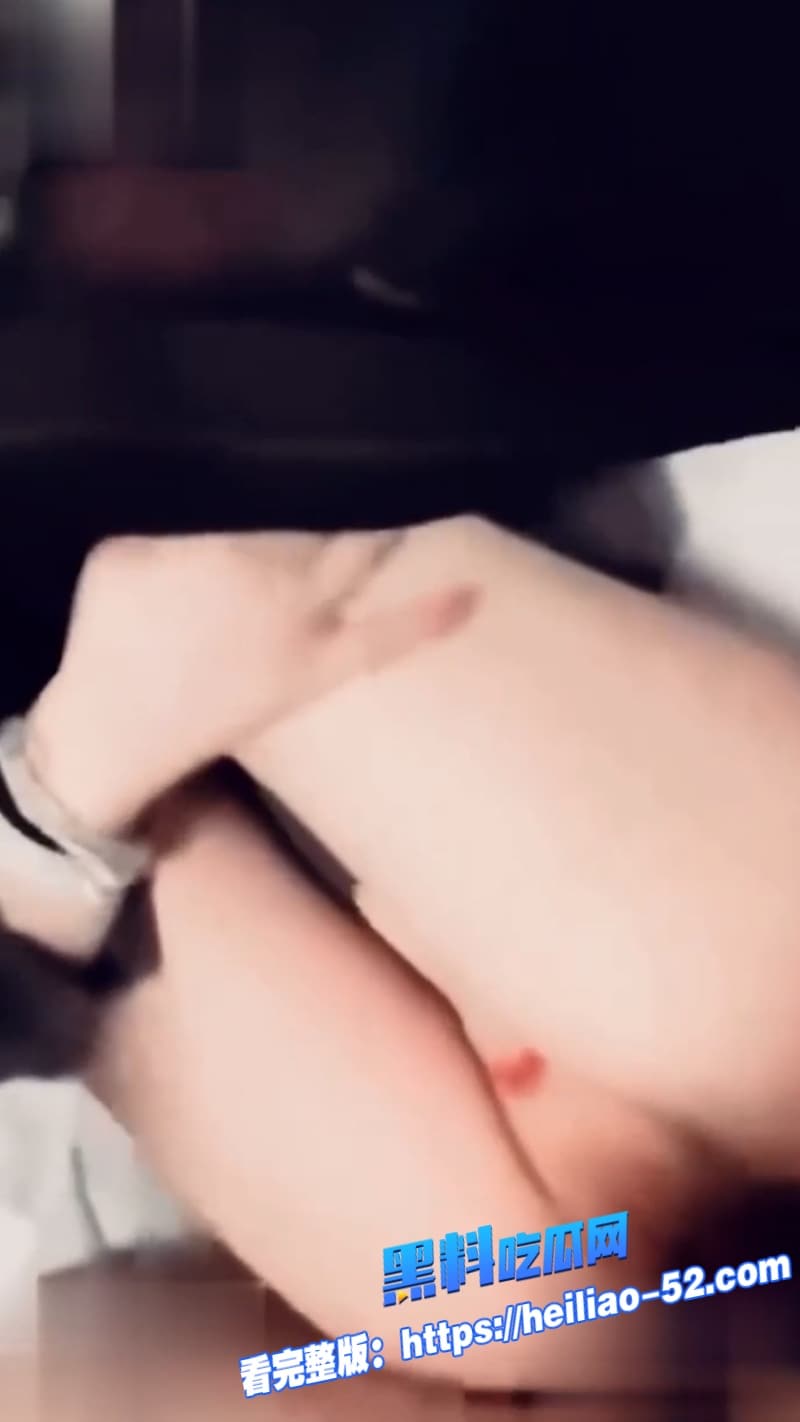 cos圈拉拉网红司俊xi人设彻底崩塌天才小猫爆其私生活混乱海量聊天记录和性爱视频流出 45 cos圈拉拉网红司俊xi人设彻底崩塌天才小猫爆其私生活混乱海量聊天记录和性爱视频流出 45