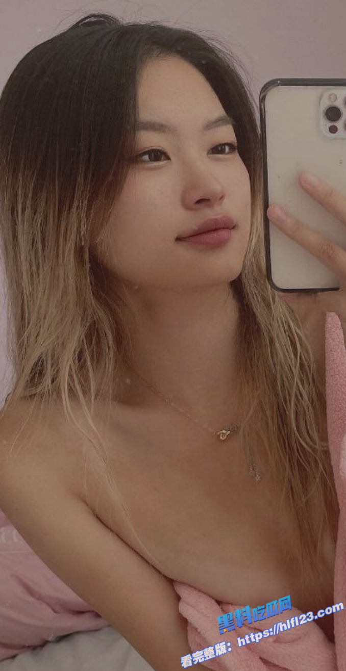 OF推特福利姬 musadolls 顶级反差少女 对镜自拍视频曝光 假屌自慰 骚穴淫水横流！2