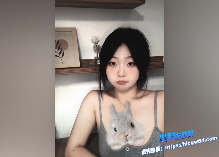 绿帽癖哥哥乱伦妹妹为了报答养育恩情粉嫩小穴被哥哥各种猛猛草娇喘不停 图 4
