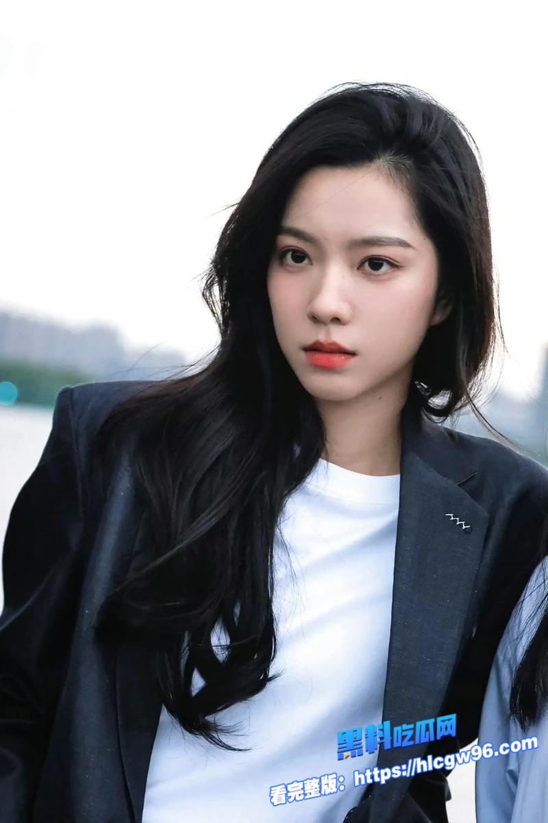 AI明星换脸清纯女神庄达菲3 AI明星换脸清纯女神庄达菲3