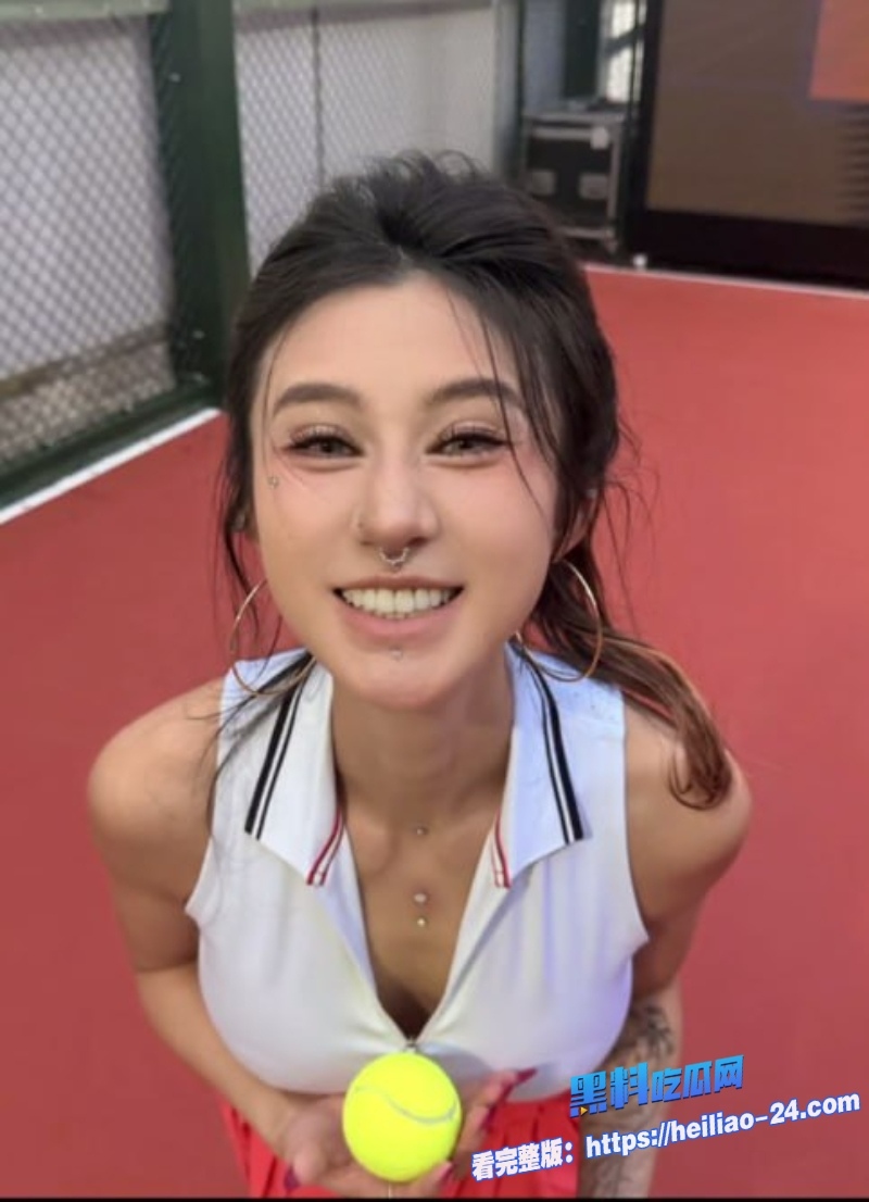 抖音黑皮宝妈凯西小树洞舌钉唇钉鼻钉齐上阵直播脱衣自慰各种大尺度福利视频泄漏 5 抖音黑皮宝妈凯西小树洞舌钉唇钉鼻钉齐上阵直播脱衣自慰各种大尺度福利视频泄漏 5