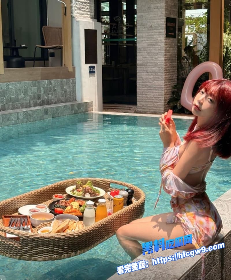 辣妹炮友约会先打炮后吃饭全自动蜜桃臀翘起狂撸肉棒狂喊爸爸用力干我 11