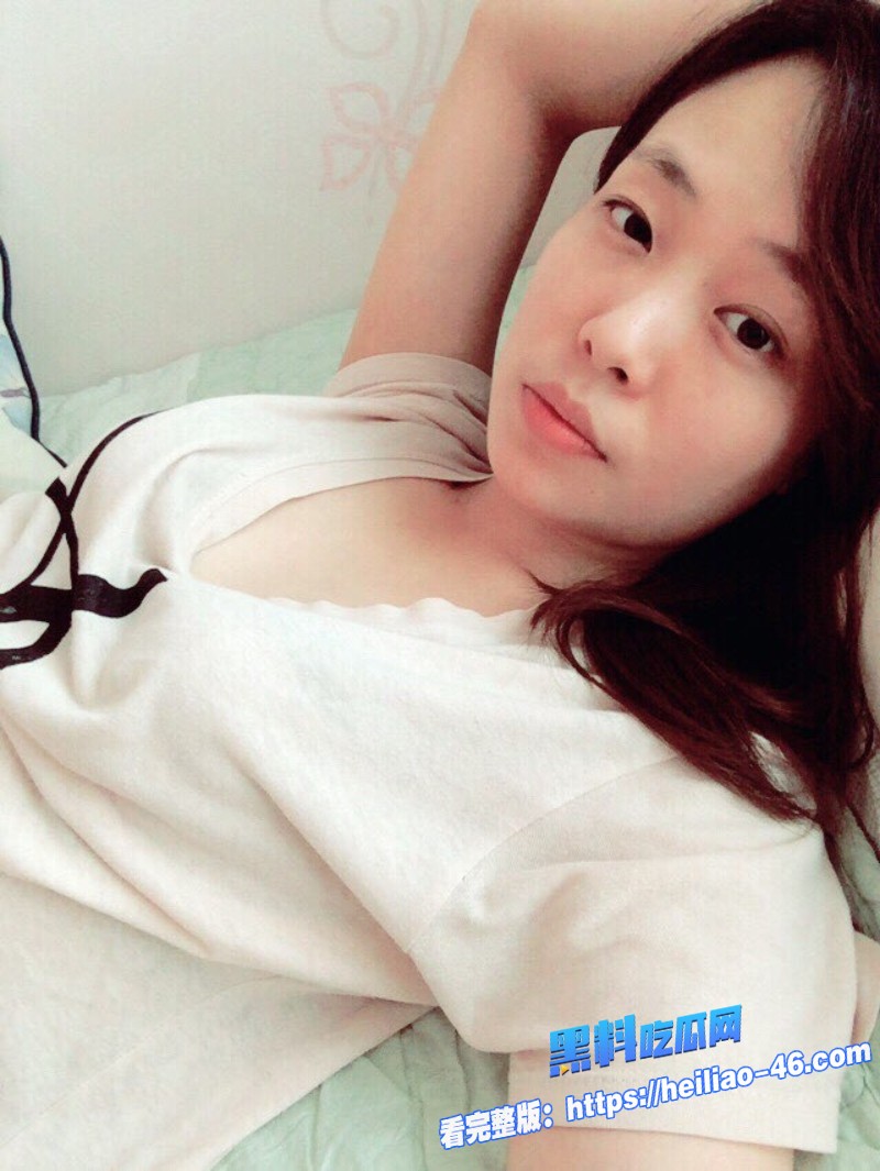 瓜友投稿风韵犹存女人味十足的美少妇姐弟恋日常露脸性爱自拍被渣男曝光1 瓜友投稿风韵犹存女人味十足的美少妇姐弟恋日常露脸性爱自拍被渣男曝光1