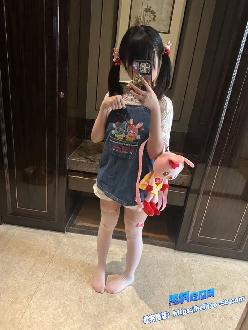 推特高颜值极品萝莉小小呆做爱自拍合集白虎嫩穴遭男友各种姿势疯狂打桩网友直呼受不了11